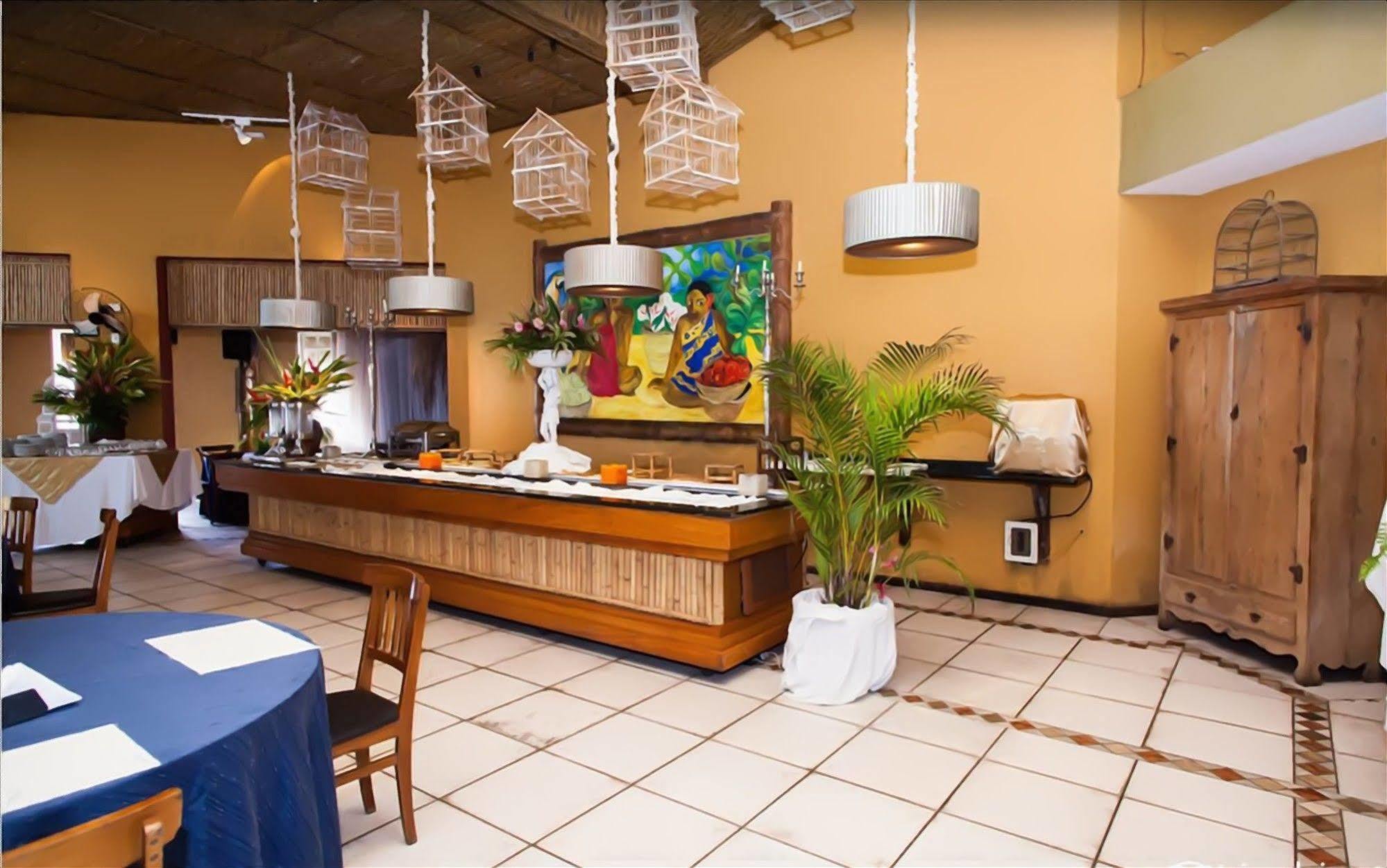 Galápagos ApartHotel Ilhabela Esterno foto